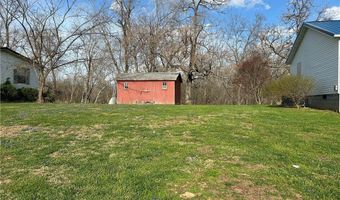 202 Blackbird Dr, Ashton, WV 25503