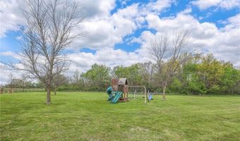 12448 NW Blackwood Dr, Adrian, MO 64720