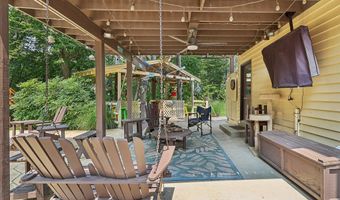 1304 BRYAN POINT Rd, Accokeek, MD 20607