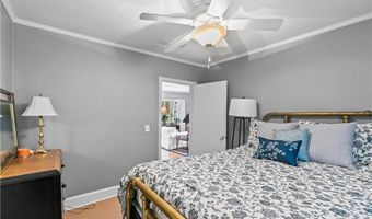 46 Chastellux Ave M8, Newport, RI 02840