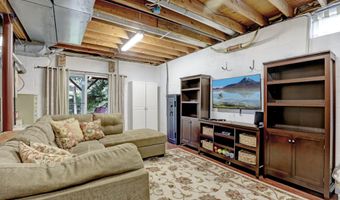 3245 Rambling Hill Ct, Allenwood, NJ 08720