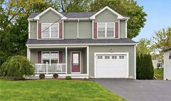 15 Aborn Ave, Cumberland, RI 02864
