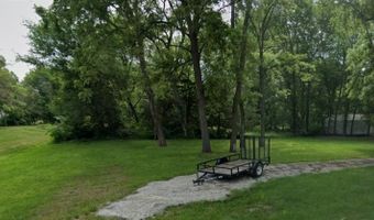 502 S Van Buren St, Albany, MO 64402