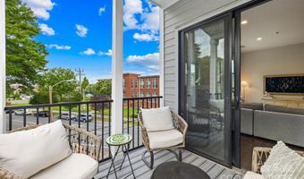 501 E 37th St E, Charlotte, NC 28205