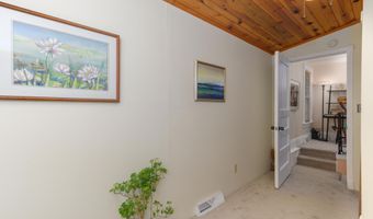 1118 Jenifer St, Madison, WI 53703