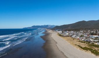 319 S NEPTUNE St, Rockaway Beach, OR 97136