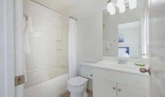 810 Harbor Cliff Way 230, Oceanside, CA 92054