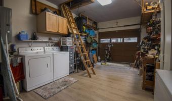 648 NE 9th St, Bend, OR 97701