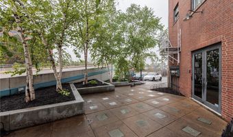 380 S Main St B, Akron, OH 44311