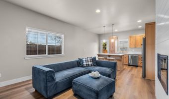 63266 NW Ski Ln, Bend, OR 97703