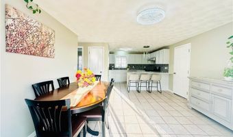 5 Edgewood Ave, Cumberland, RI 02864