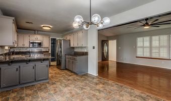 2370 Mary Niblack Rd, Ardmore, OK 73401