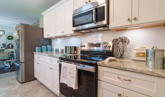 153 Chestnut St, Baxter, TN 38544
