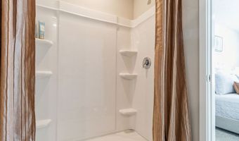 4002 2ND Ave SW, Altoona, IA 50009