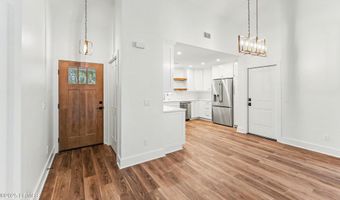 10 Chesterfield Lake Dr, Beaufort, SC 29906