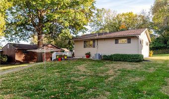 1129 Riley St, Atchison, KS 66002