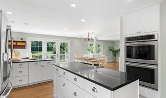 48 High Plain Rd, Andover, MA 01810