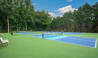 1905 Broadwell Oaks Dr, Alpharetta, GA 30004