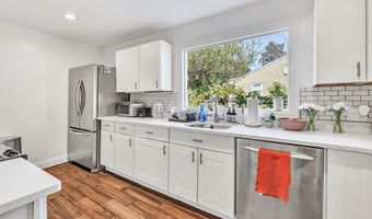 86 Vanguard St, Bridgeport, CT 06606