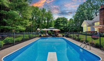 18 Cedar Spring Rd, Burlington, CT 06013