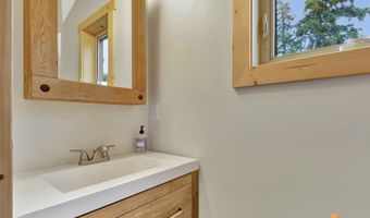 12121 Ginami St, Anchorage, AK 99516