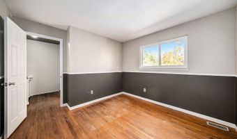 3342 Williamsburg St Rd, Ann Arbor, MI 48108