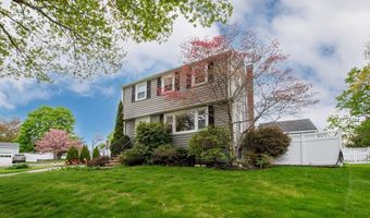 15 Palmer Rd, Beverly, MA 01915
