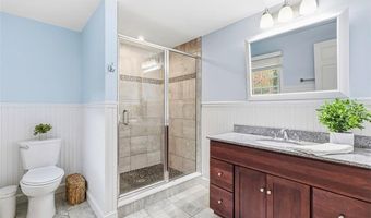 27 Christine Dr, Barrington, RI 02806