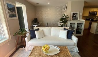 60 Saw Mill Dr 303, North Kingstown, RI 02852