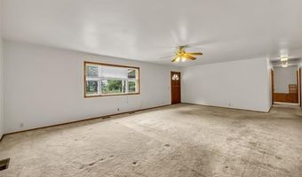 619 W 3rd St, Beggs, OK 74421