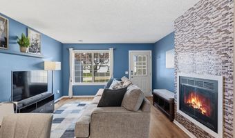 14597 Evergreen Trl 64, Apple Valley, MN 55124