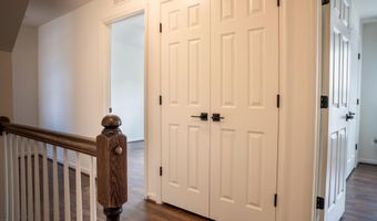 42243 CANARY GRASS Sq, Aldie, VA 20105