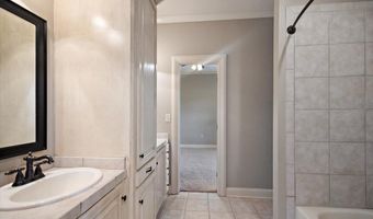 216 Meadowlands Dr, Brandon, MS 39047