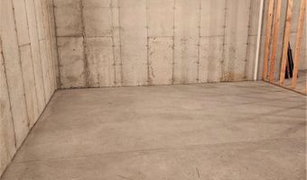 317 N Garfield St, Algona, IA 50511