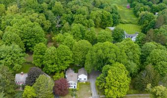 80 W Main St, Chester, CT 06412
