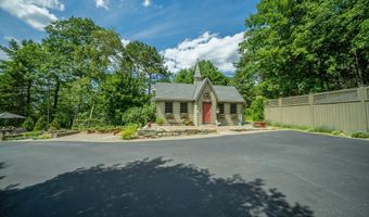 48 Old Searsport Ave, Belfast, ME 04915