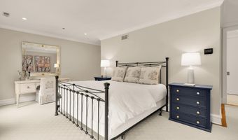 7449 ARLINGTON Rd, Bethesda, MD 20814
