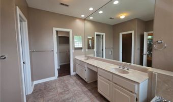 302 Cross Creek Dr, Bentonville, AR 72712