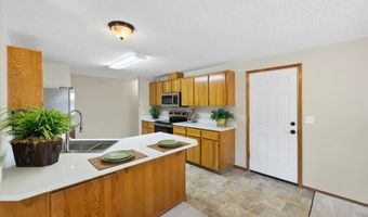 16610 SE VALLEY VIEW Rd, Milwaukie, OR 97267