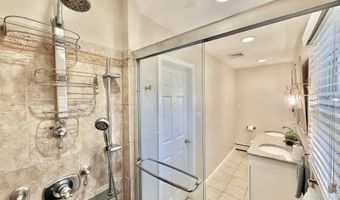 511 Delaware Ave, Absecon, NJ 08201