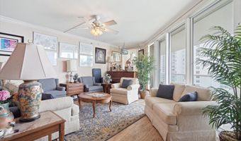 7000 W Island Blvd 907, Aventura, FL 33160