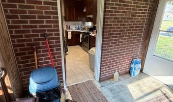 276 Blue Jay Dr, Beaver, WV 25813