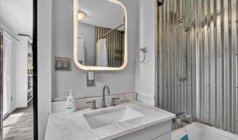 309 Beverly St, Bay St. Louis, MS 39520