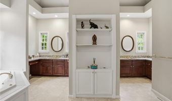 3 Cedar Rock Mdw, East Greenwich, RI 02818