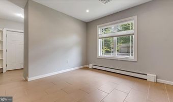 2705 W GORDON, Allentown, PA 18104