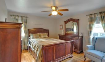 150 Lorfield Dr, Amherst, NY 14226