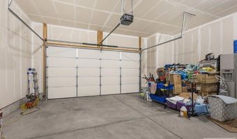408 N Curlew Dr, Ammon, ID 83406