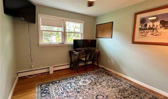 19 Terrace Dr, East Greenwich, RI 02818