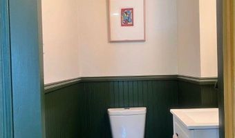 382 S Main St, Alburgh, VT 05440