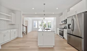 7404 ROCKY CREEK Ter, Annandale, VA 22003